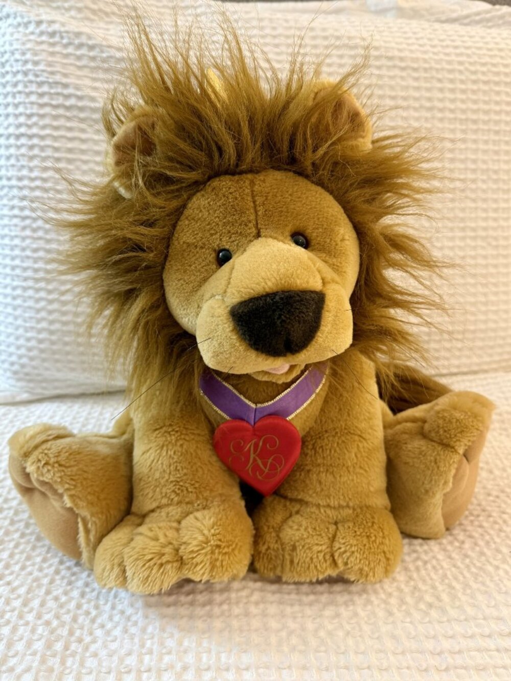Vintage Hallmark Kitt The King of Hearts Lion Plush - 13"